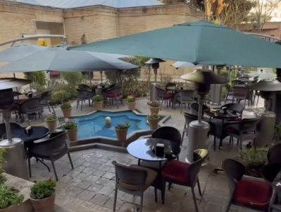 کافه رستوران کاریز 